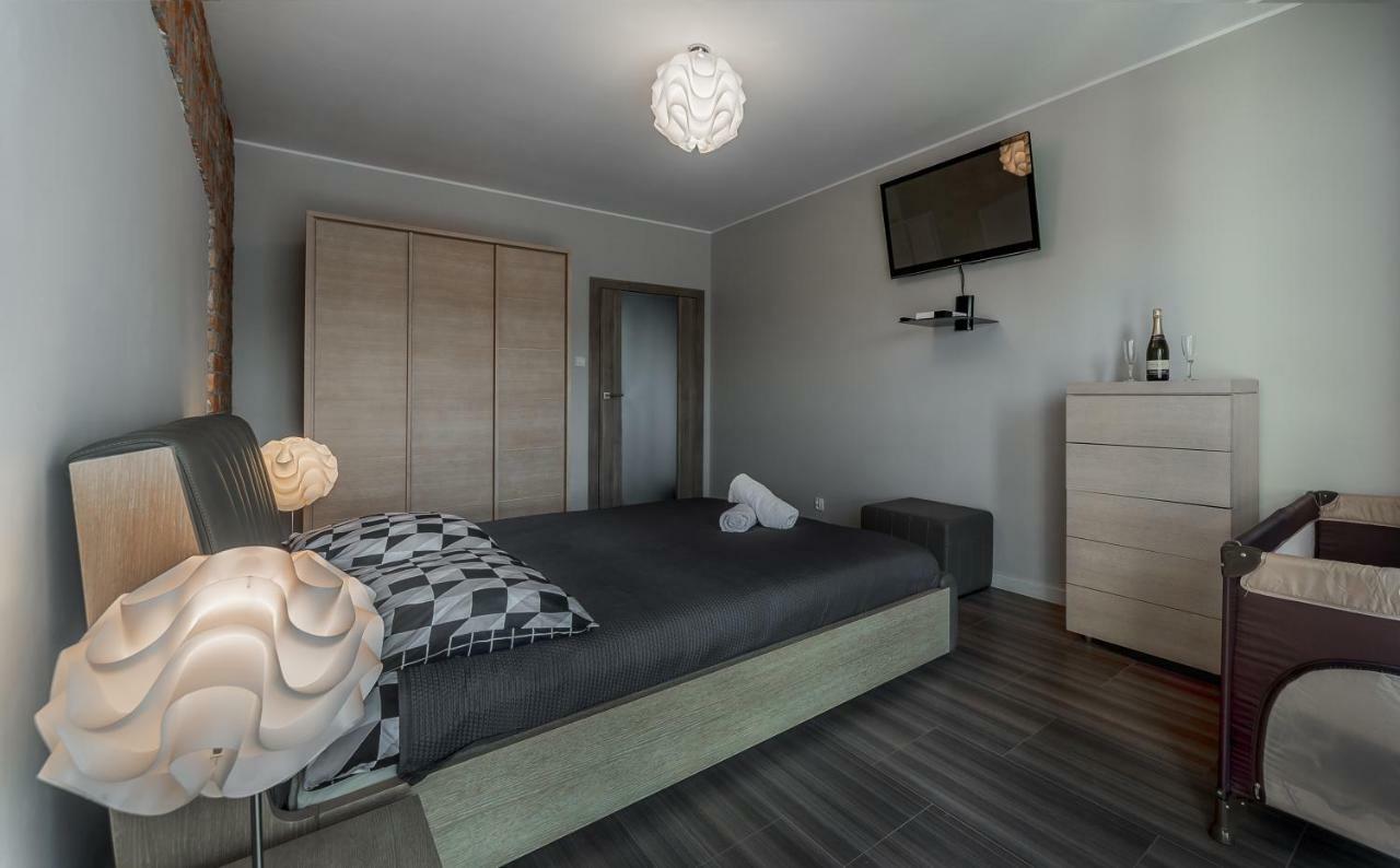 Apartament Superior De Lux - Porta Mare Дзивновек Экстерьер фото